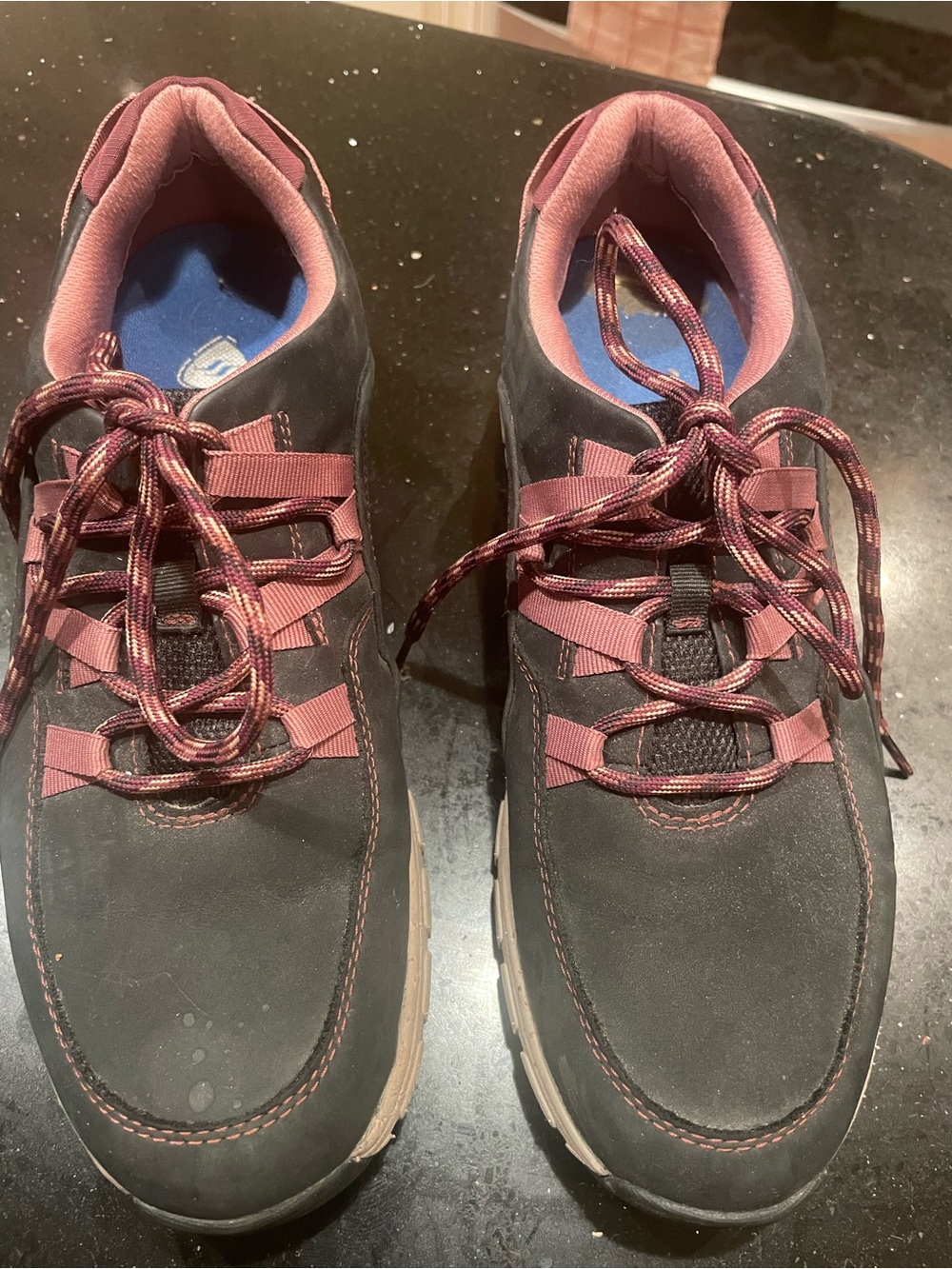 Clarks women’s Black and Burgundy Lace-Up Sneakers